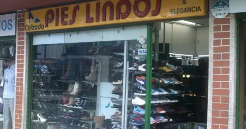 PIES LINDOS PIES LINDOS
